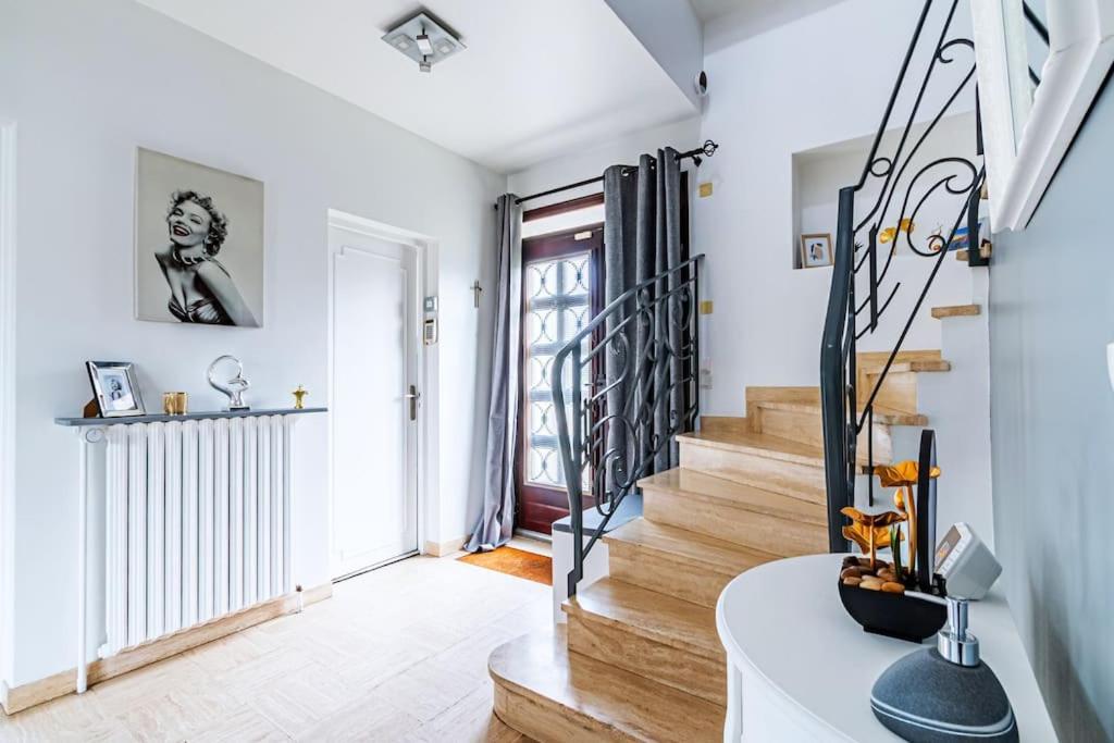Charmante Maison Au Calme Yerres Extérieur photo